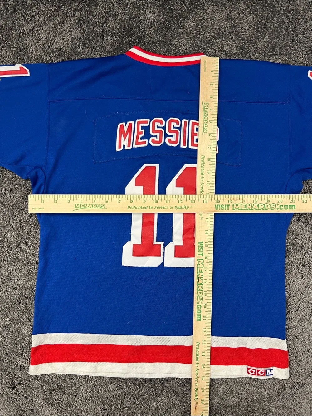 CCM New York Rangers Mark Messier Jersey Youth L/XL Heroes Of Hockey Blue Red
